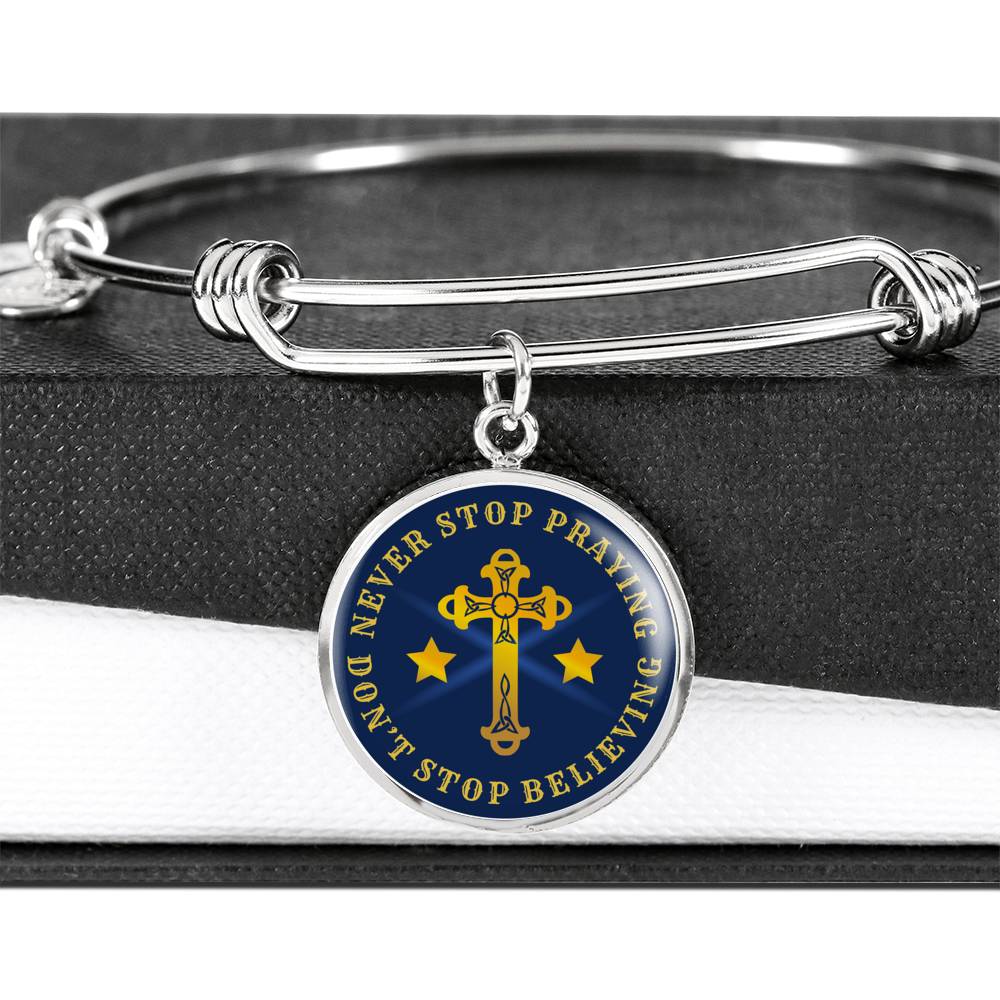 Christian Never Stop Praying Circle Bangle Bracelet Stainless Steel or 18k Gold" - Express Your Love Gifts