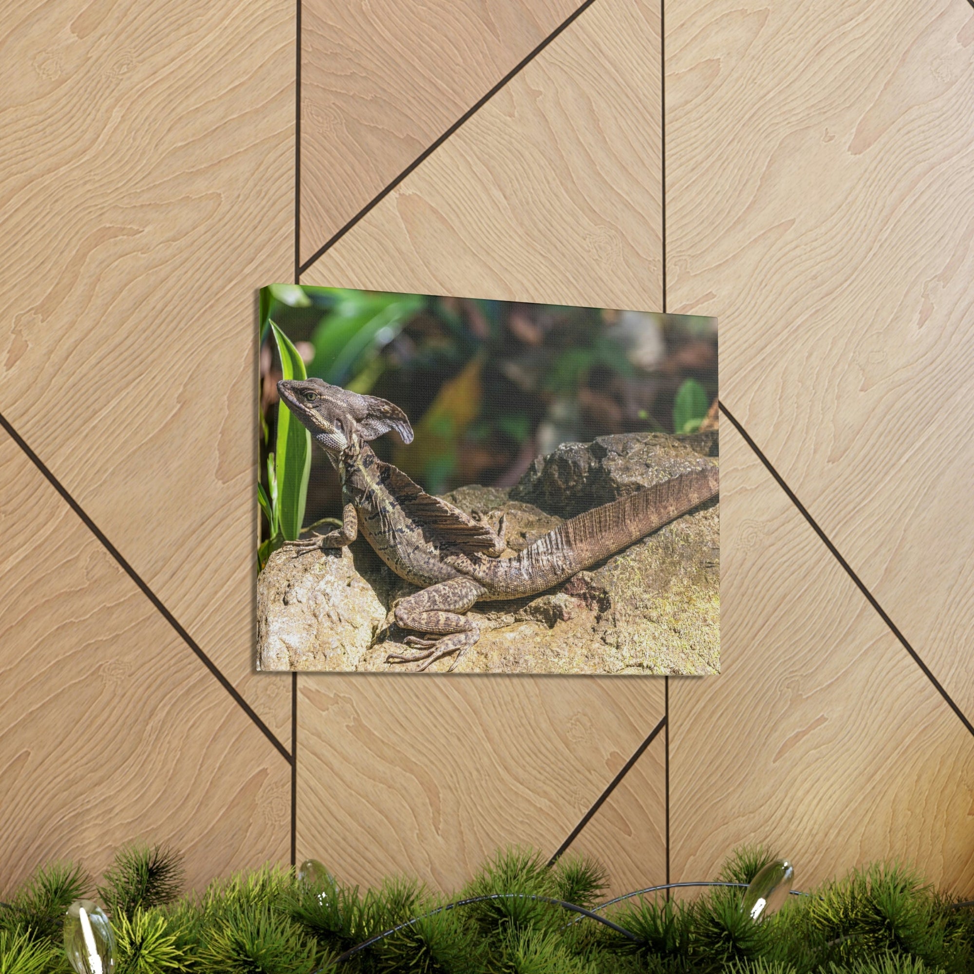 Scripture Walls Basilisk Hunting Basilisk on Hunt Print Animal Wall Art Wildlife Canvas Prints Wall Art Ready to Hang Unframed-Express Your Love Gifts