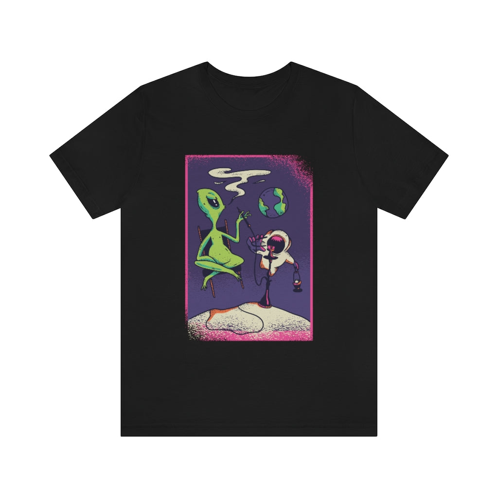 Gift for Alien UFO Fan Alien Smoking Hookah UFO TShirt-Express Your Love Gifts