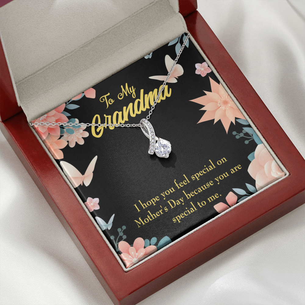 To My Grandmother Grandma Special Alluring Ribbon Necklace Message Card-Express Your Love Gifts