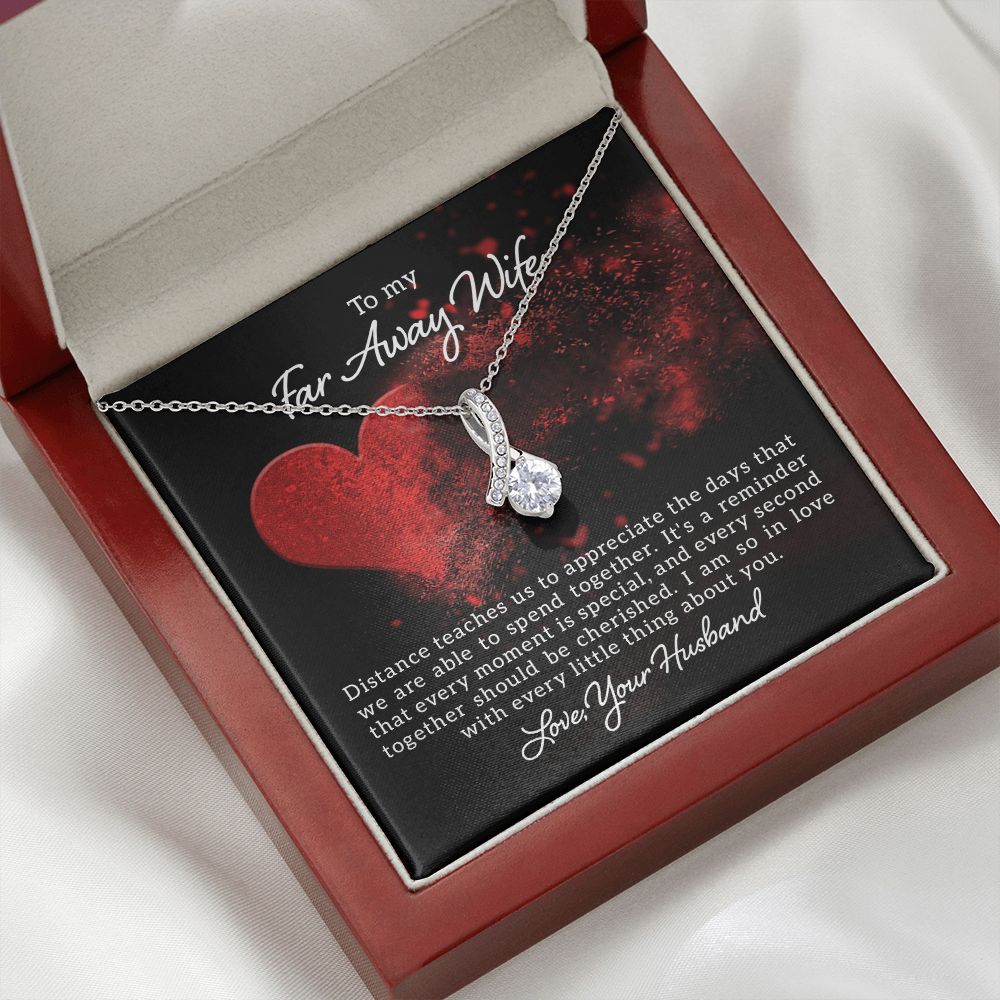 To My Wife Distance Teaches Us Alluring Ribbon Necklace Message Card-Express Your Love Gifts