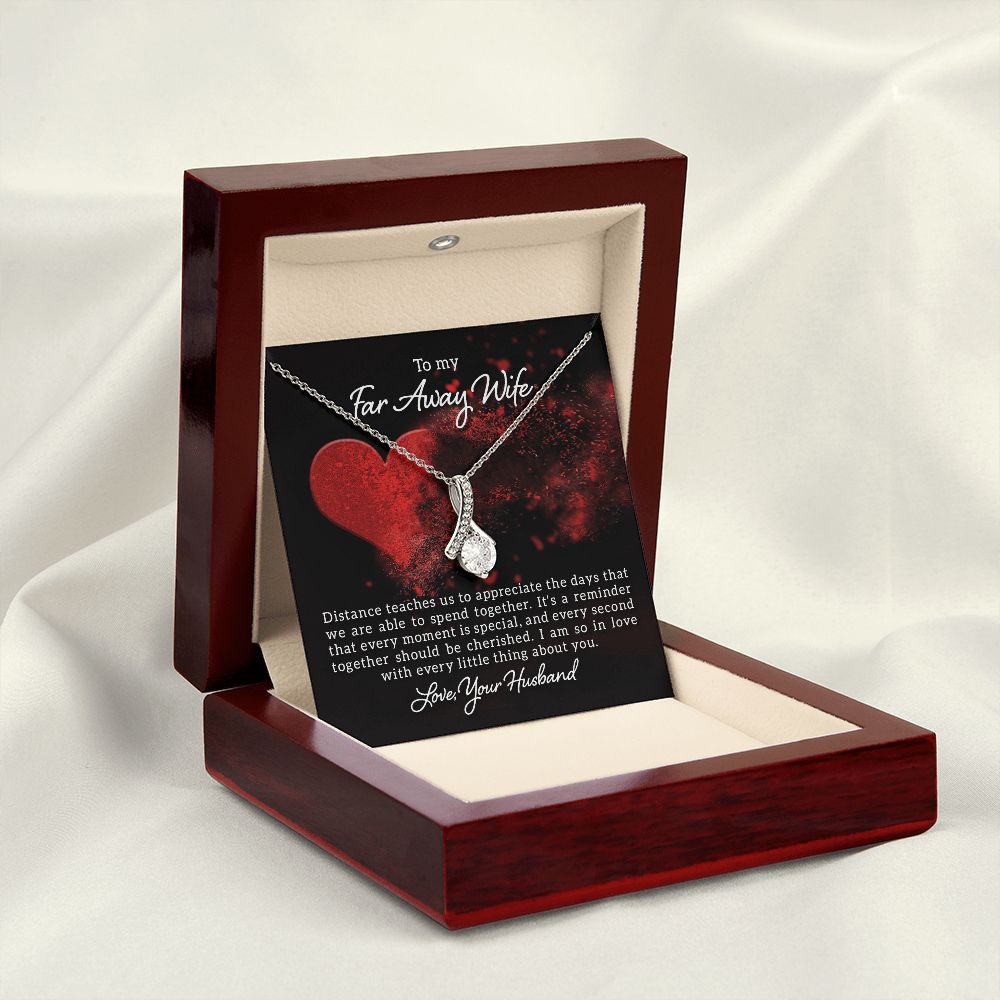 To My Wife Distance Teaches Us Alluring Ribbon Necklace Message Card-Express Your Love Gifts