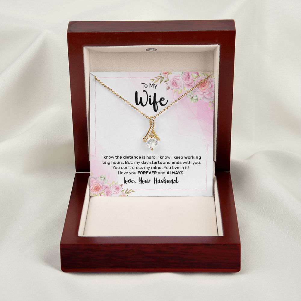 To My Wife I Know the Distance is Hard Alluring Ribbon Necklace Message Card-Express Your Love Gifts