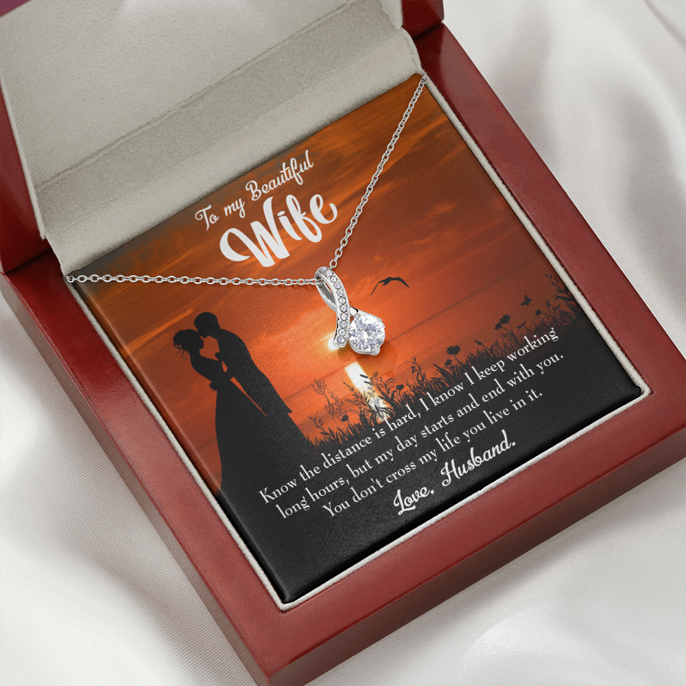 To My Wife Knowing the Distance Alluring Ribbon Necklace Message Card-Express Your Love Gifts