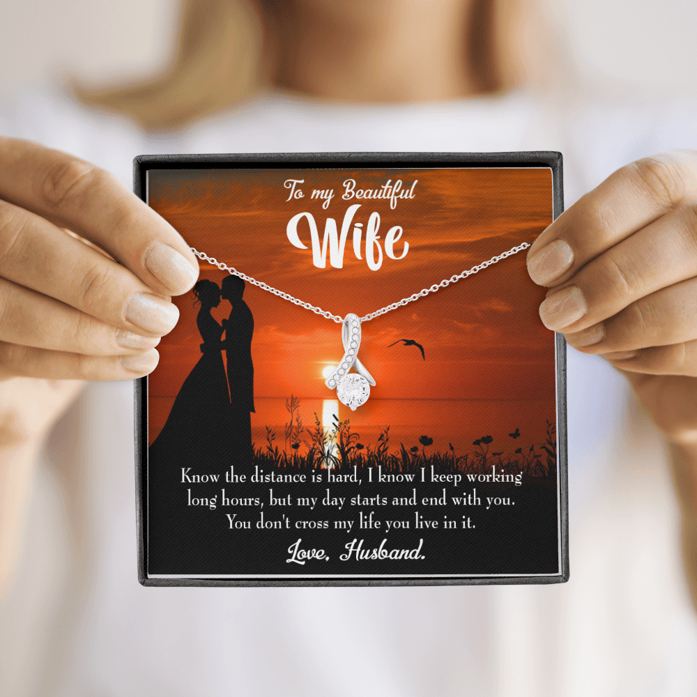 To My Wife Knowing the Distance Alluring Ribbon Necklace Message Card-Express Your Love Gifts