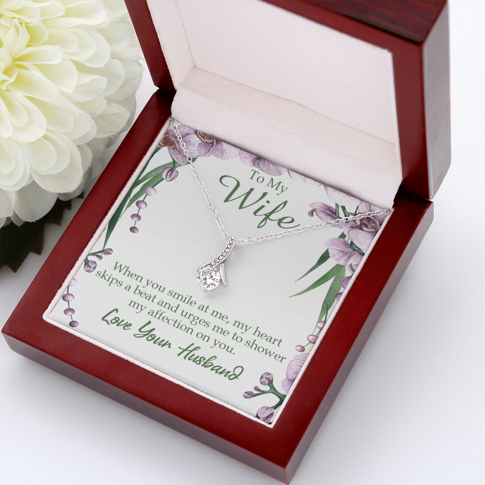 To My Wife When You Smile at Me Alluring Ribbon Necklace Message Card-Express Your Love Gifts