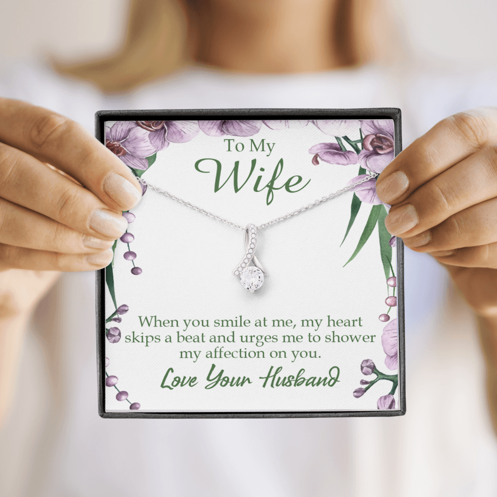 To My Wife When You Smile at Me Alluring Ribbon Necklace Message Card-Express Your Love Gifts