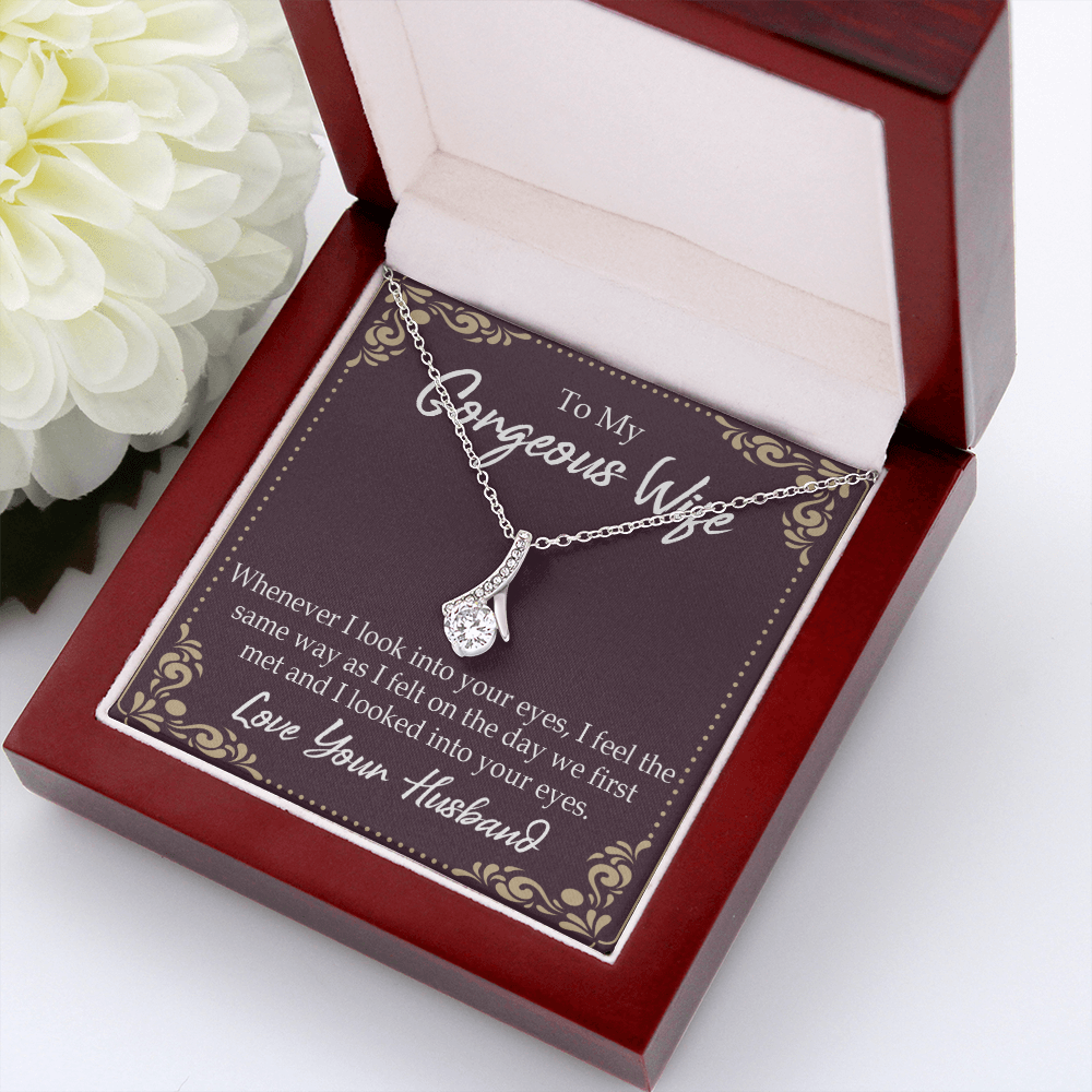 To My Wife Whenever I Look Into Your Eyes Alluring Ribbon Necklace Message Card-Express Your Love Gifts